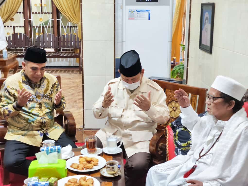 KH Muzakki Syah Doakan Prabowo agar Lancar Berjuang di 2024