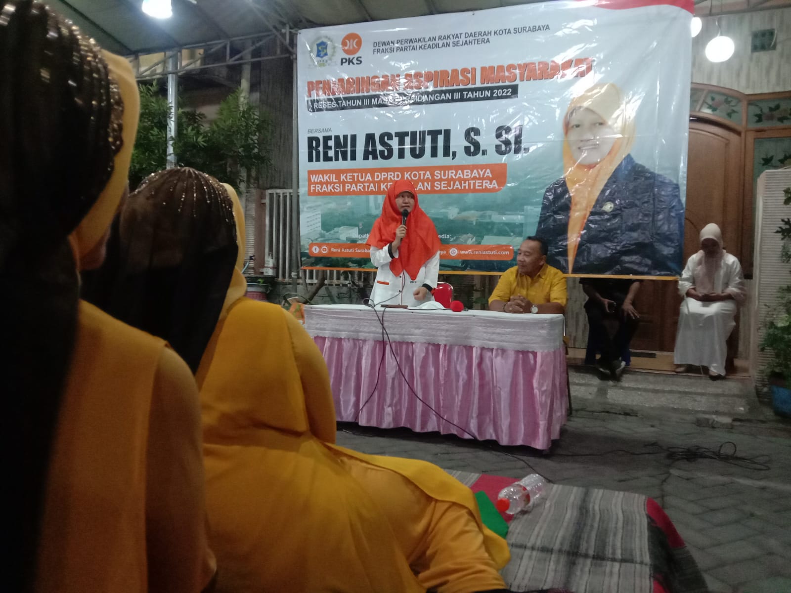 Reses, Reni Astuti Terima Keluhan Kader Kesehatan Dan Launching Rumah Aspirasi