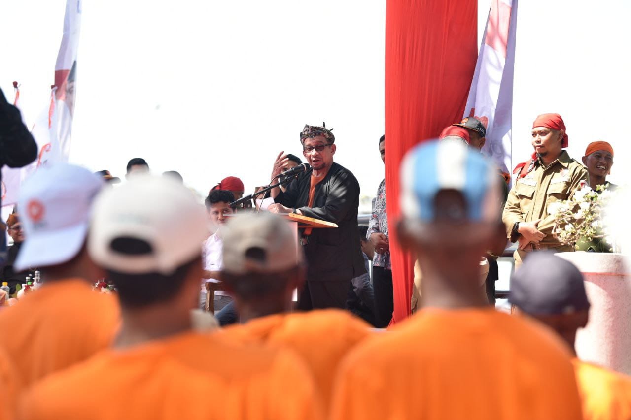 PKS Peringati Hari Laut Sedunia di Kenjeran Surabaya, Ini Pesan Dr Salim