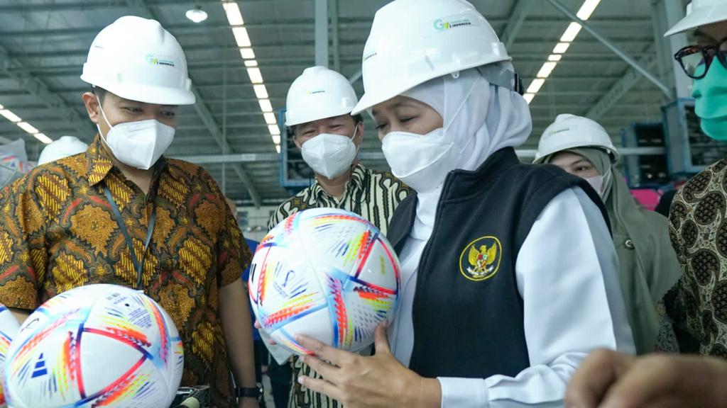 Bola World Cup 2022 Made In Madiun, Gubernur Jatim Bangga