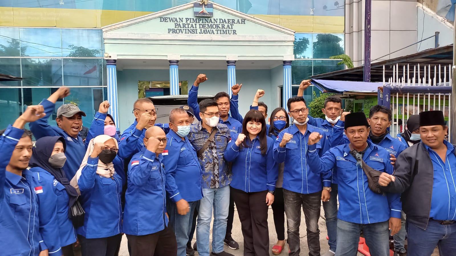 Herlina Harsono Njoto Daftar Jadi Ketua Partai Demokrat Surabaya