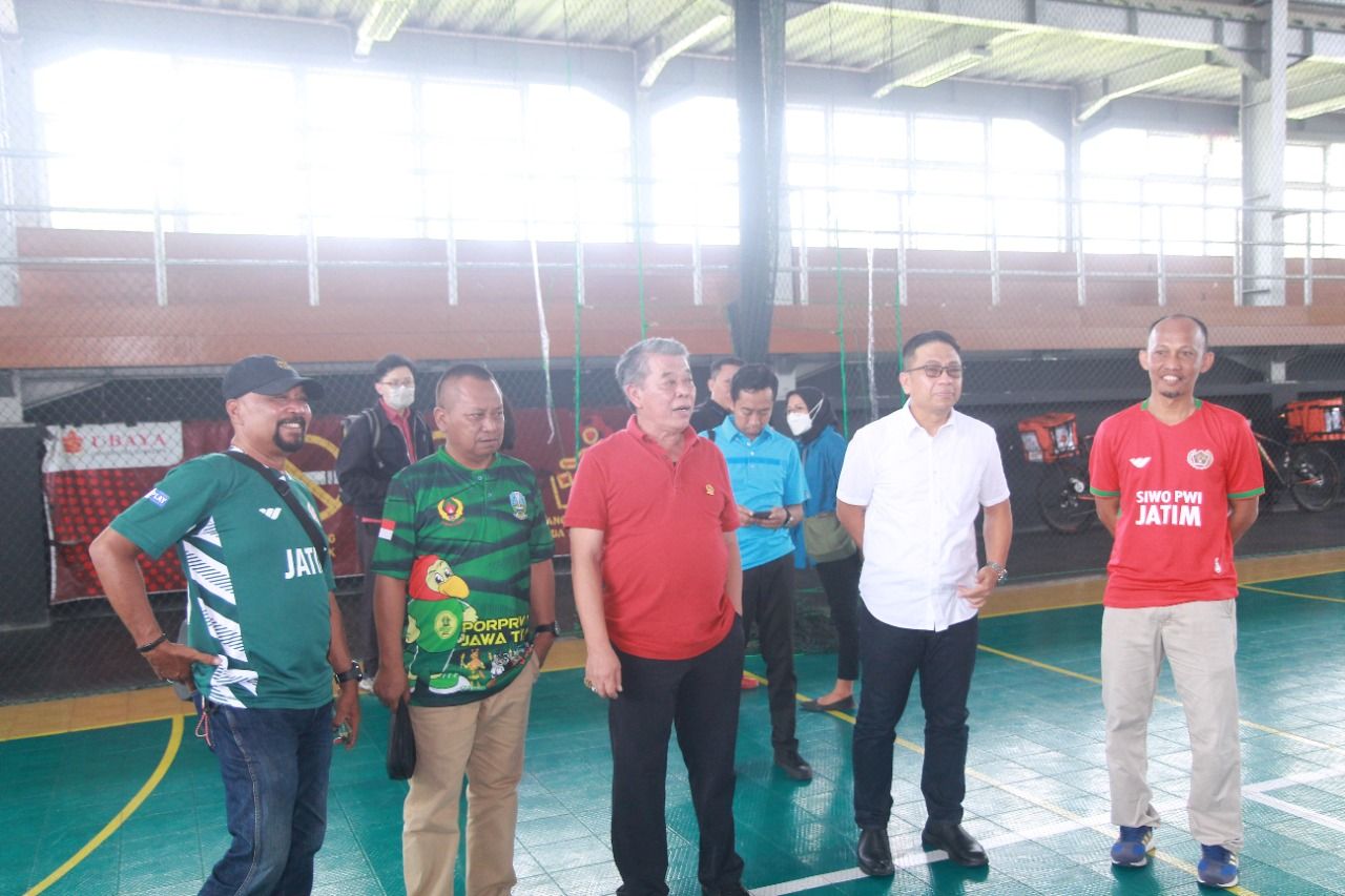 Tinjau Latihan Futsal Porwanas, Ini Pesan Ketua DPRD Jatim