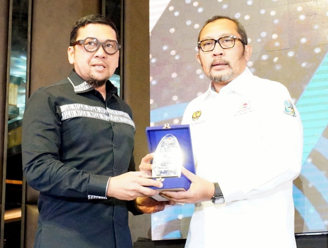 LPM Award 2022 untuk Alm Dr Gatot Sudjito, Sahat: Spirit Kader Jatim Bekerja