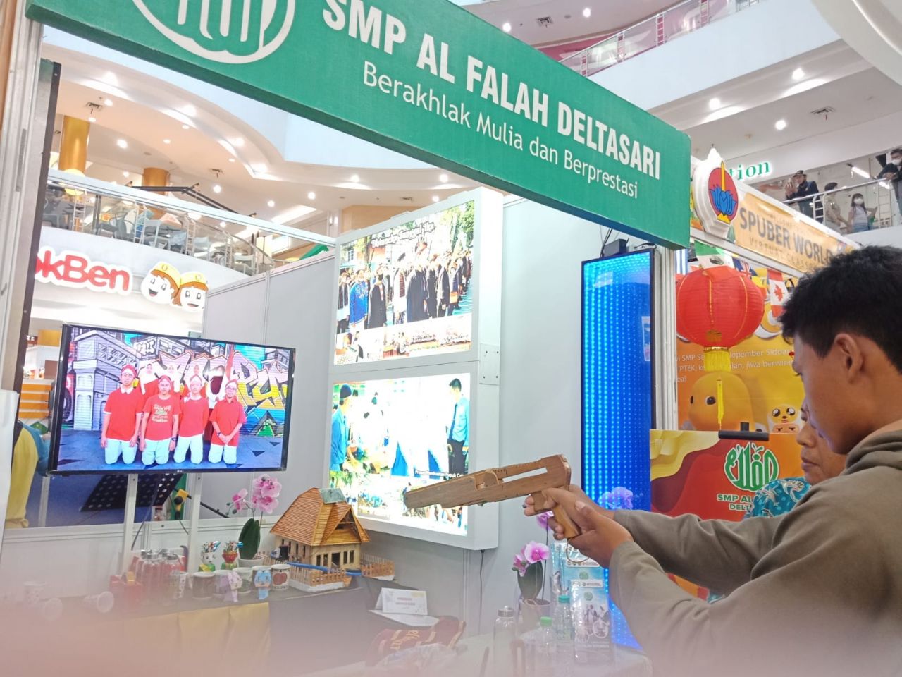 SMP Al Falah Deltasari Meriahkan Sidoarjo Creative Student Expo