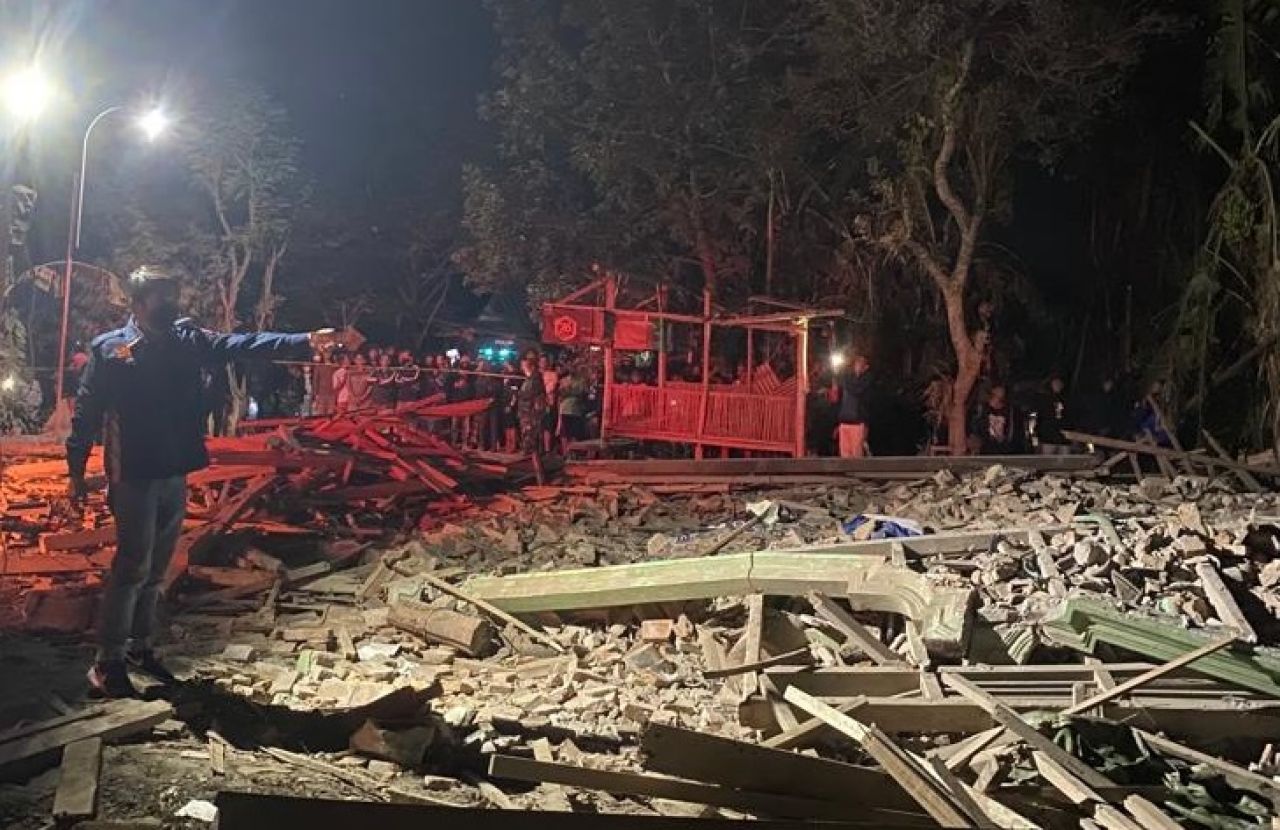 Puluhan Rumah di Blitar Hancur Terkena Ledakan Petasan, 4 Korban Tewas
