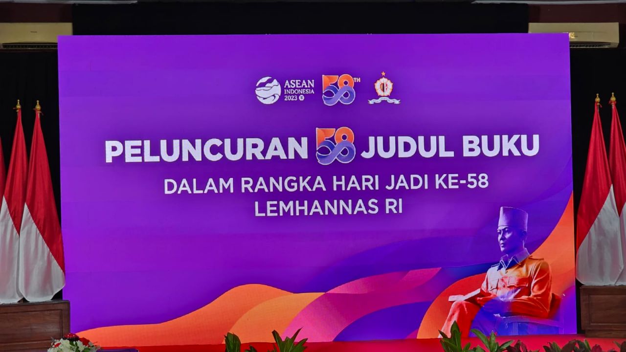 Megawati Beri Sambutan Peluncuran 58 Buku di Lemhannas