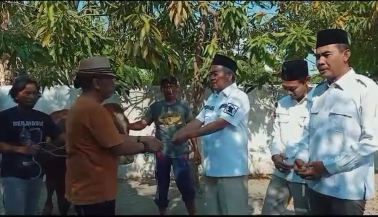 Politisi Gerindra Sumbang Hewan Kurban untuk PSHT Bojonegoro