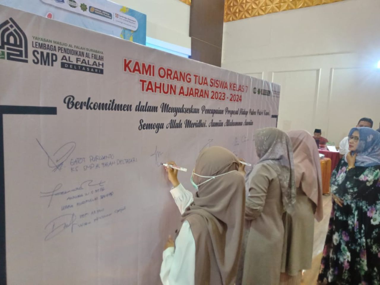 Orientasi Wali Murid Baru SMP Al Falah Deltasari Sidoarjo Hasilkan Proposal Hidup
