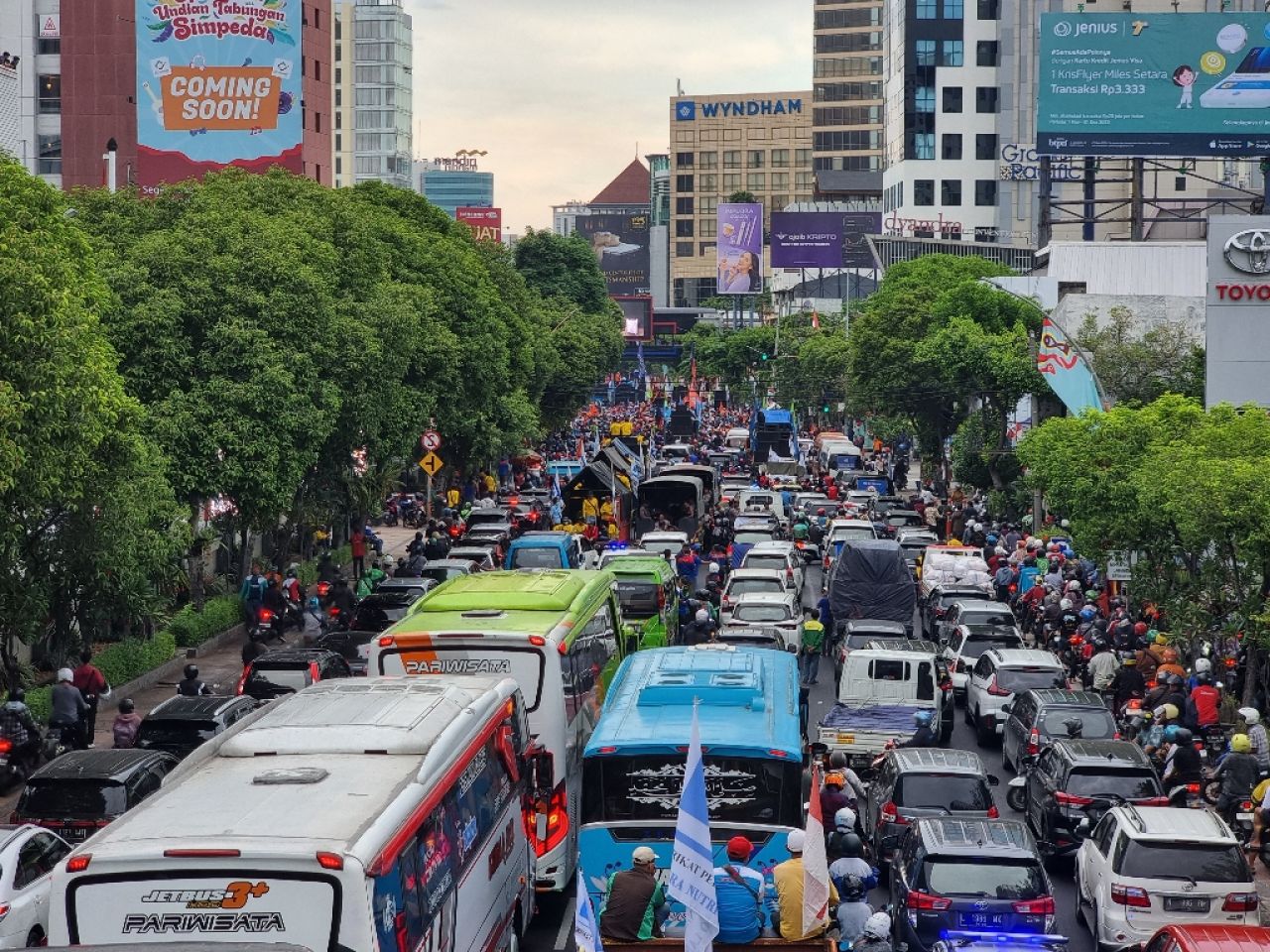 Daftar UMK 38 Kabupaten/Kota di Jatim Tahun 2024