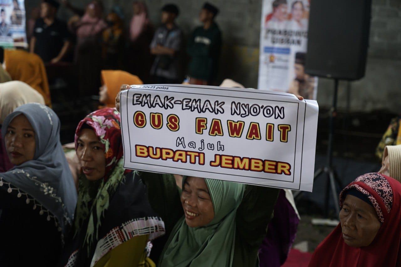 Emak-emak Komando Cinta Desak Gus Fawait Maju Pilkada Jember