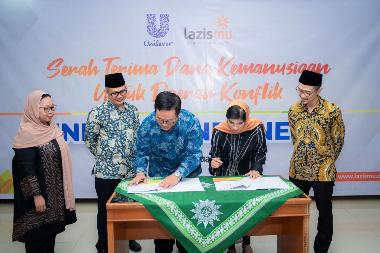 Lazismu dan Unilever Indonesia Bersatu untuk Kemanusiaan dan Lingkungan