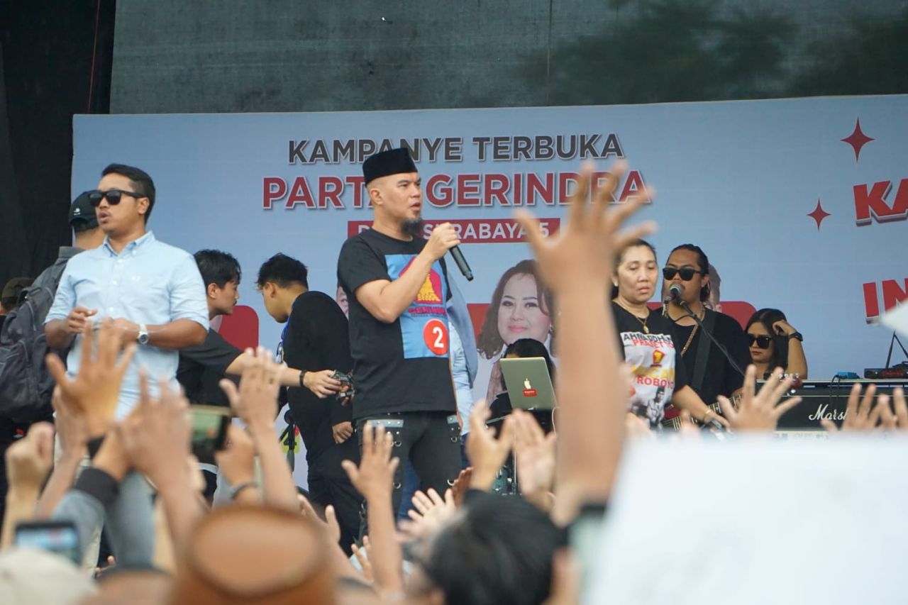 Konser Indonesia Maju di Kebraon Surabaya, Caleg Gerindra Kompak