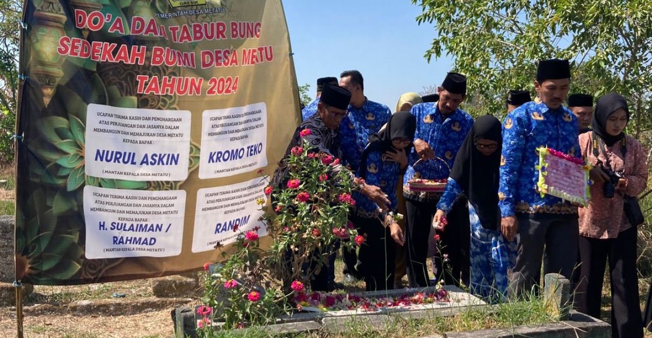 Refleksi Perjuangan Membangun Metatu, Ziarah Makam Kepala Desa Pendahulu