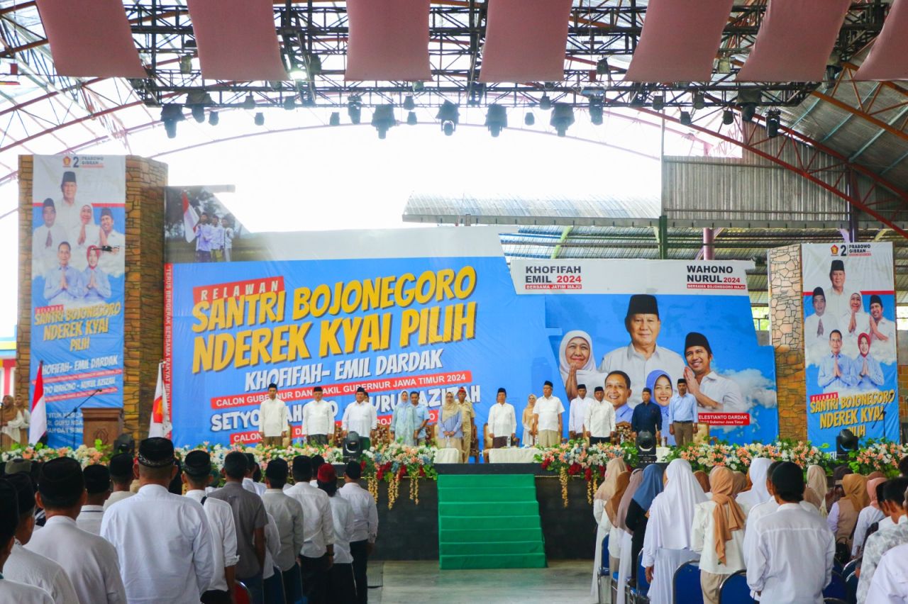 Relawan Santri Nderek Kyai Bersama Gus Ipul Siap Menangkan Khofifah - Emil