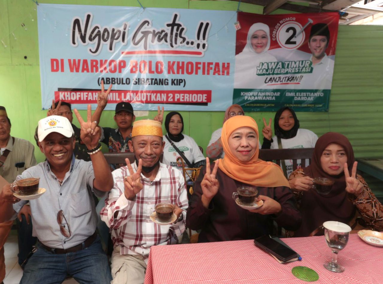 Relawan Khofifah-Emil Sediakan Kopi Gratis untuk Pertebal Kemenangan di Surabaya