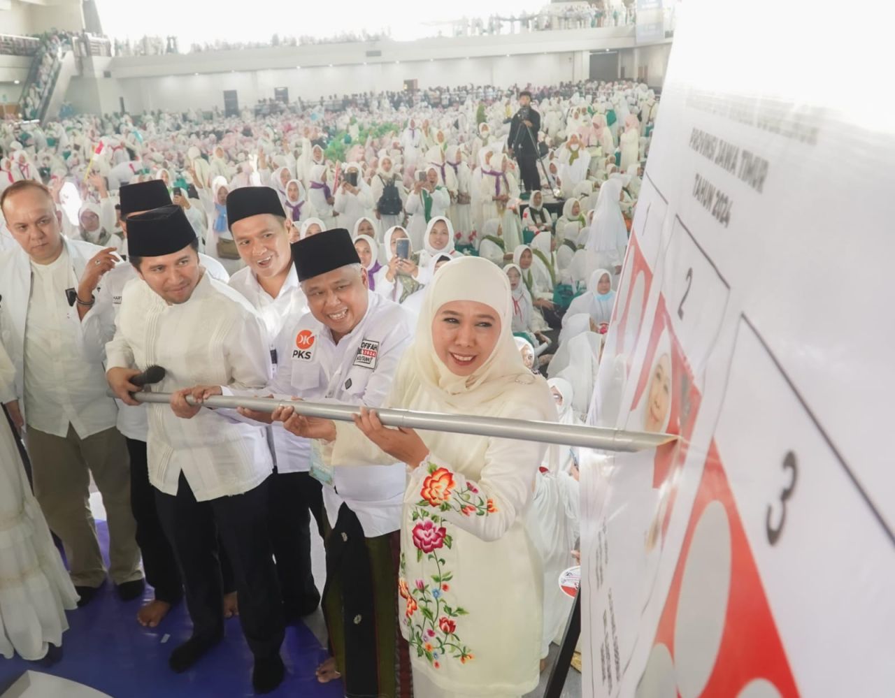 Ketua PKS Jatim Ajak Masyarakat ke TPS Coblos No 2 Khofifah-Emil