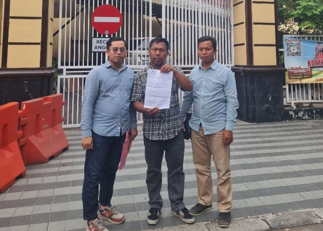 Mobil Digadaikan Teman, Warga Krian Desak Polisi Tangkap Pelaku