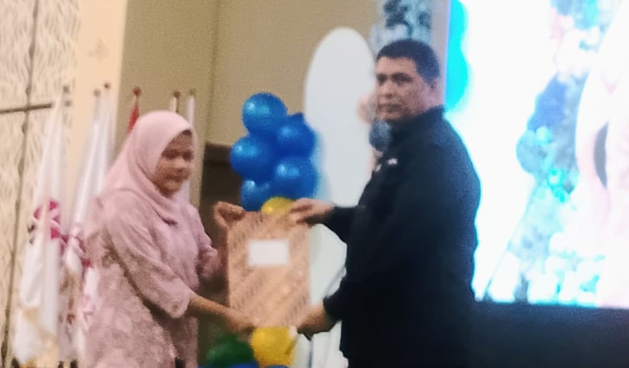 Pelantikan Anggota Baru Ikarholaz: Jangan Sampai Lupa Almamater