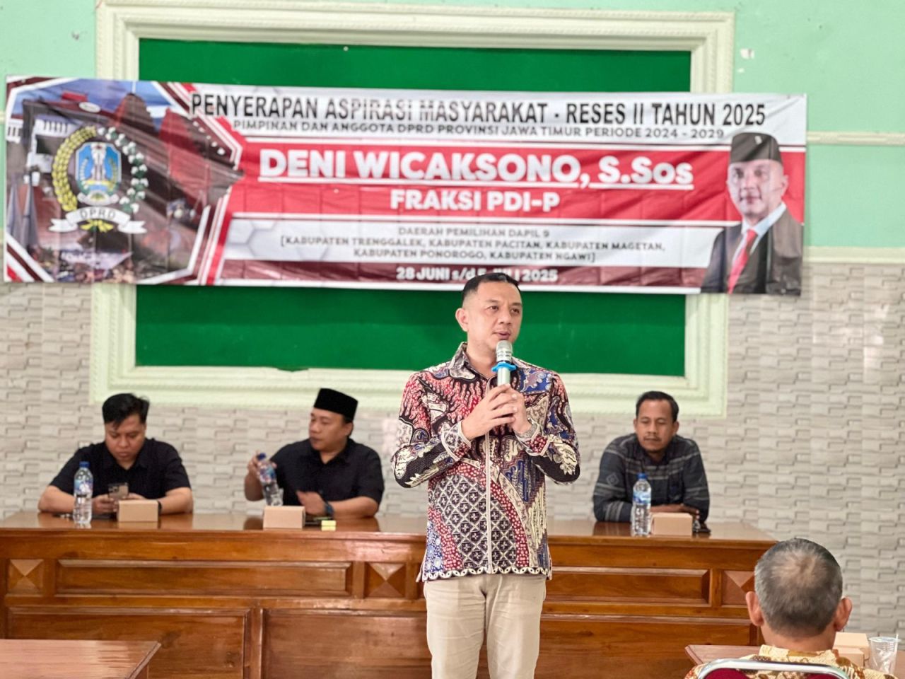 Ada Laporan Seragam SMA/SMK Mahal di Trenggalek, DPRD Jatim Minta Dispendik Evaluasi