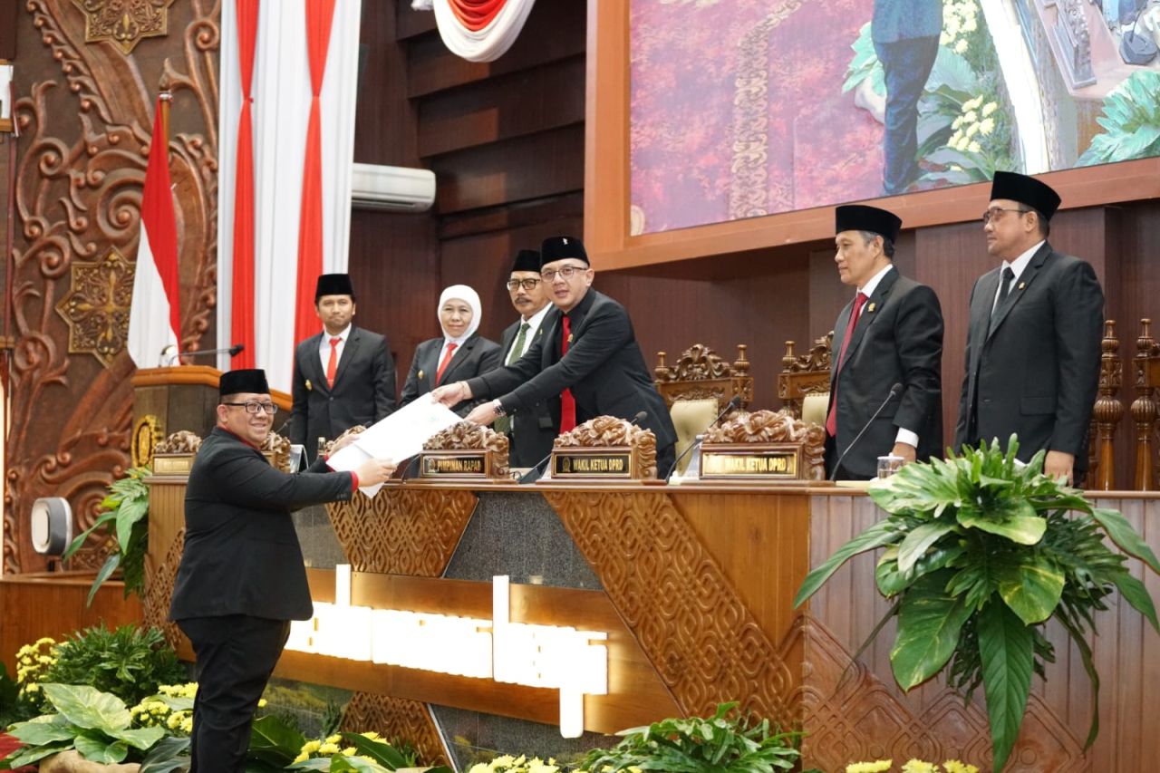 Fraksi PDIP DPRD Jatim Minta Pertumbuhan PAD 5 Sampai 7 Persen per Tahun