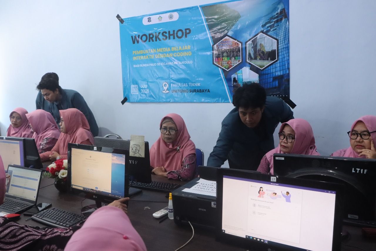Fakultas Teknik Unitomo Gelar Pelatihan Coding untuk 250 Guru PAUD Kecamatan Sukolilo Surabaya