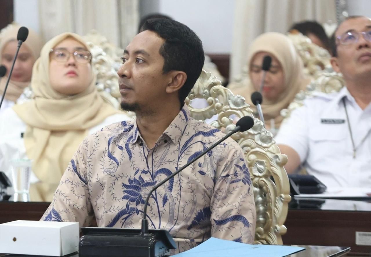 Mencoba Menjadi Pendengar Sejati