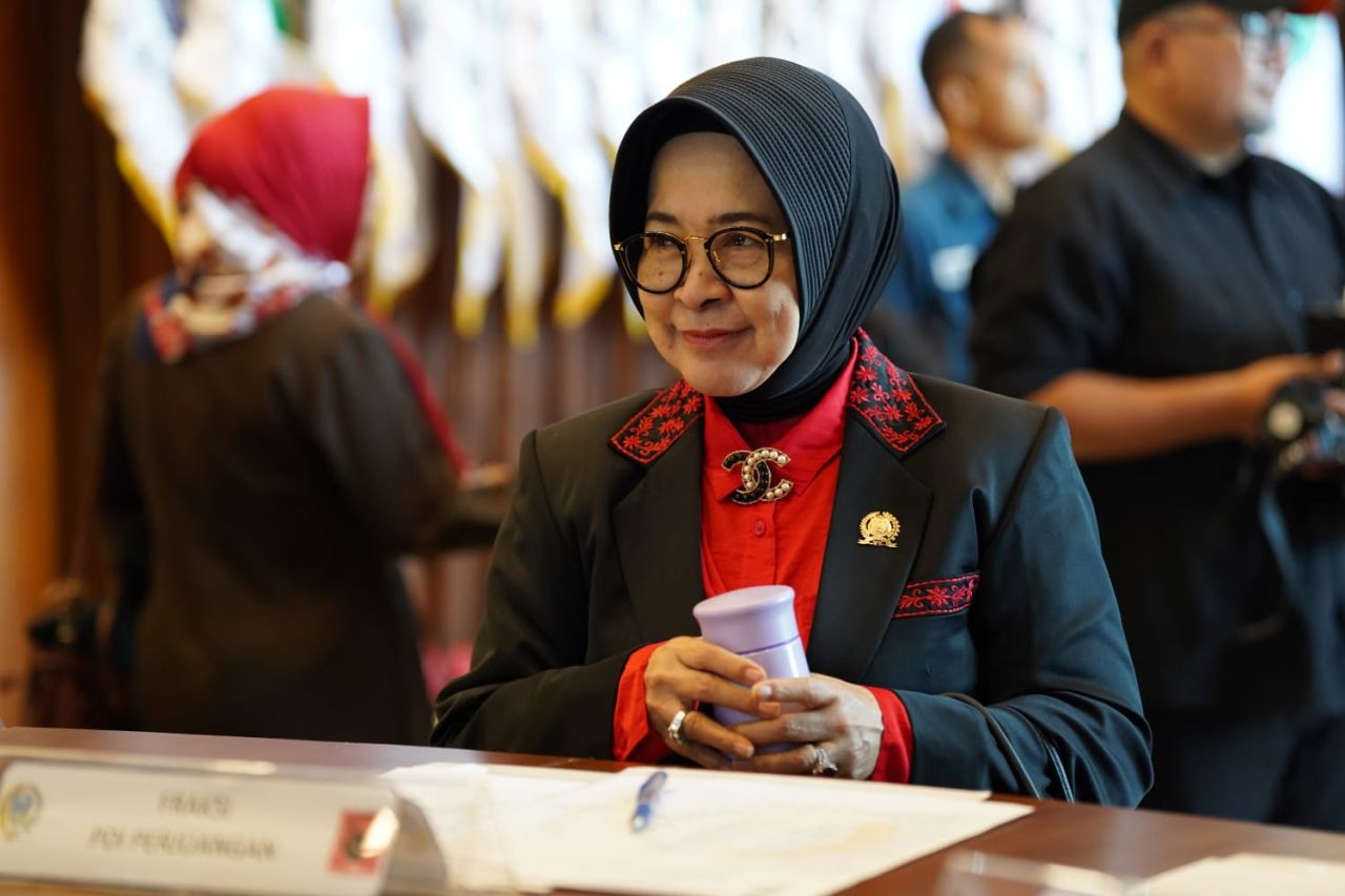 F-PDIP DPRD Jatim&nbsp;Desak&nbsp;Pemprov Jatim Evaluasi Anggaran Perlindungan Perempuan dan Anak di PAPBD