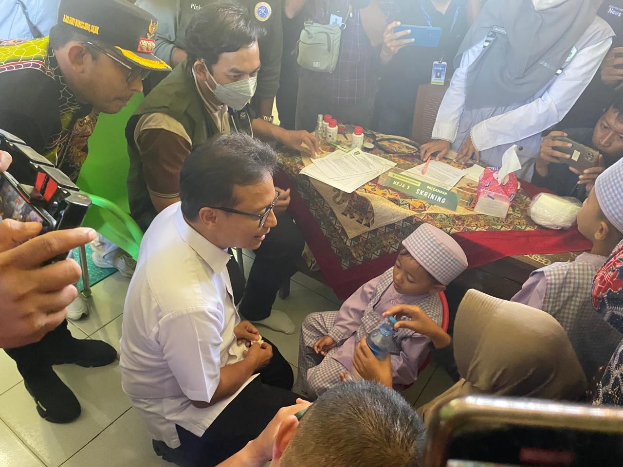 Menkes Targetkan KLB Campak Sumenep Selesai 2 Pekan, Kirim 11 Ribu Vial Vaksin