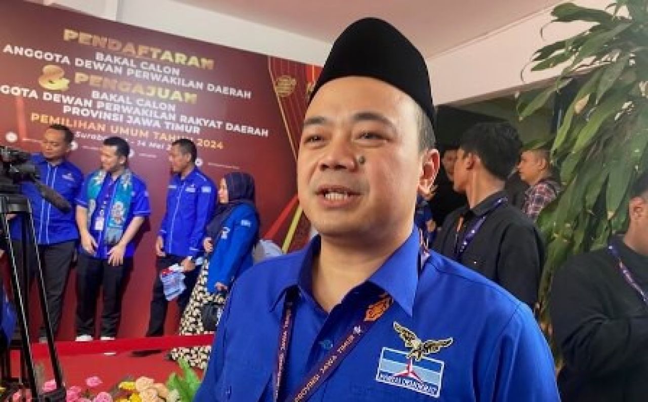 Emil Dardak Digoda Golkar, Demokrat Jatim Buka Suara